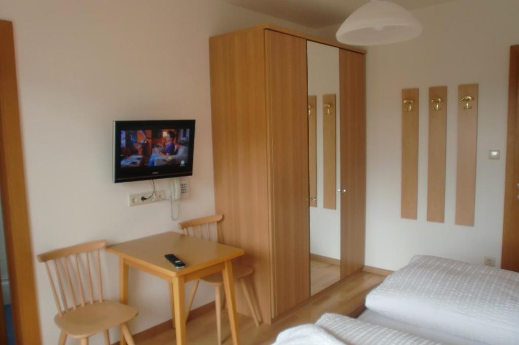 Hotel Viktoria Castelrotto Pokoj fotografie